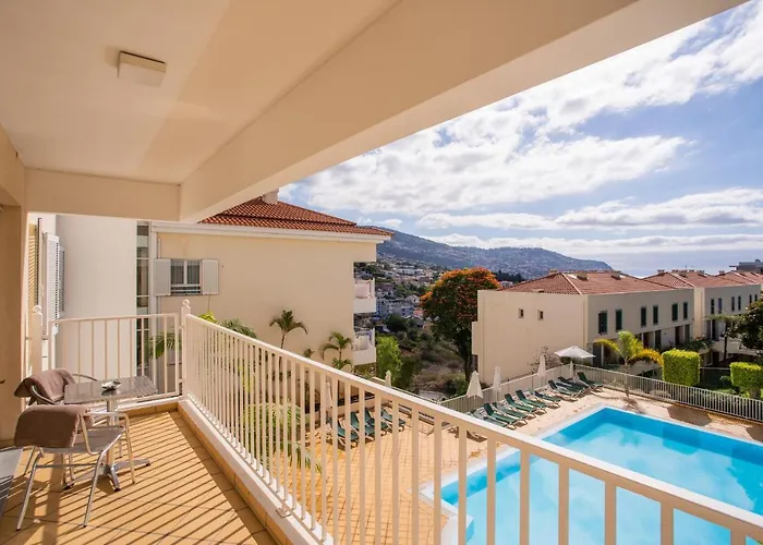 Flh Modern With Pool Funchal (Madeira)